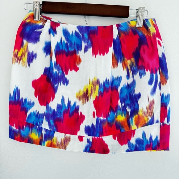 Top Shop Dresses & Skirts - TopShop Multicolor Abstract Print Mini Micro Skirt Size 4 Preppy